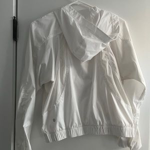 Lululemon white crop windbreaker jacket size 6